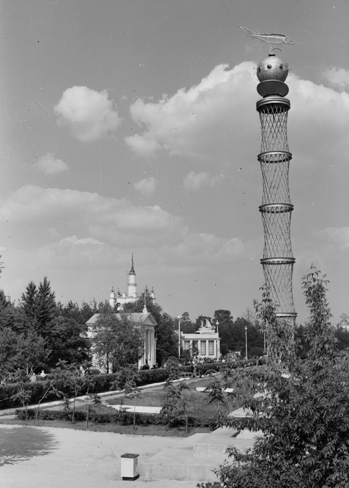Башня Эль Лисицкого в советские годы