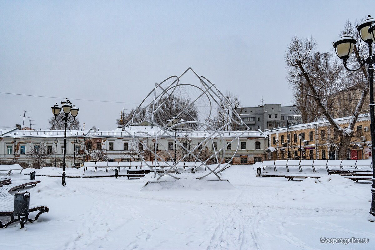 Зимняя Хитровская площадь