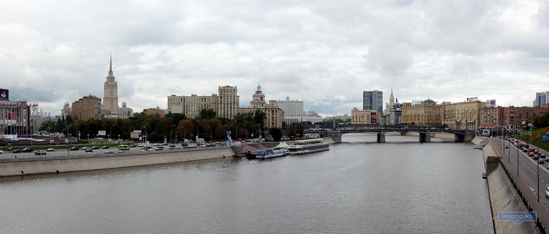 Мост Богдана Хмельницкого: вид с северной стороны