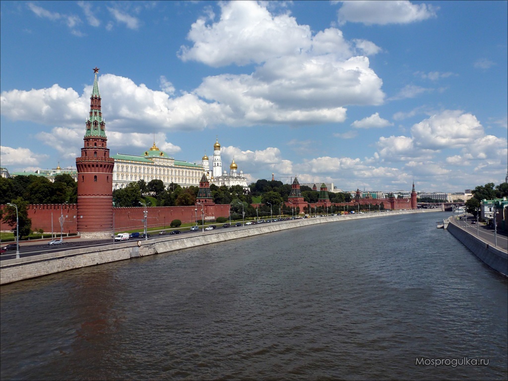 Вид на Москву с Большого Каменного моста